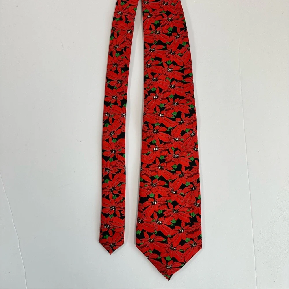 Keith Daniels Christmas Necktie Red Poinsettia Floral Holiday Festive‎